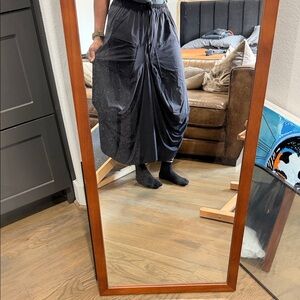 Ruti brand Elegant Black Women's Skirt